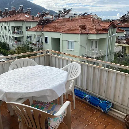 Spacious 2 Bedroom 1 Living And Dining 1 Sitting 1 Bath Apartmán *